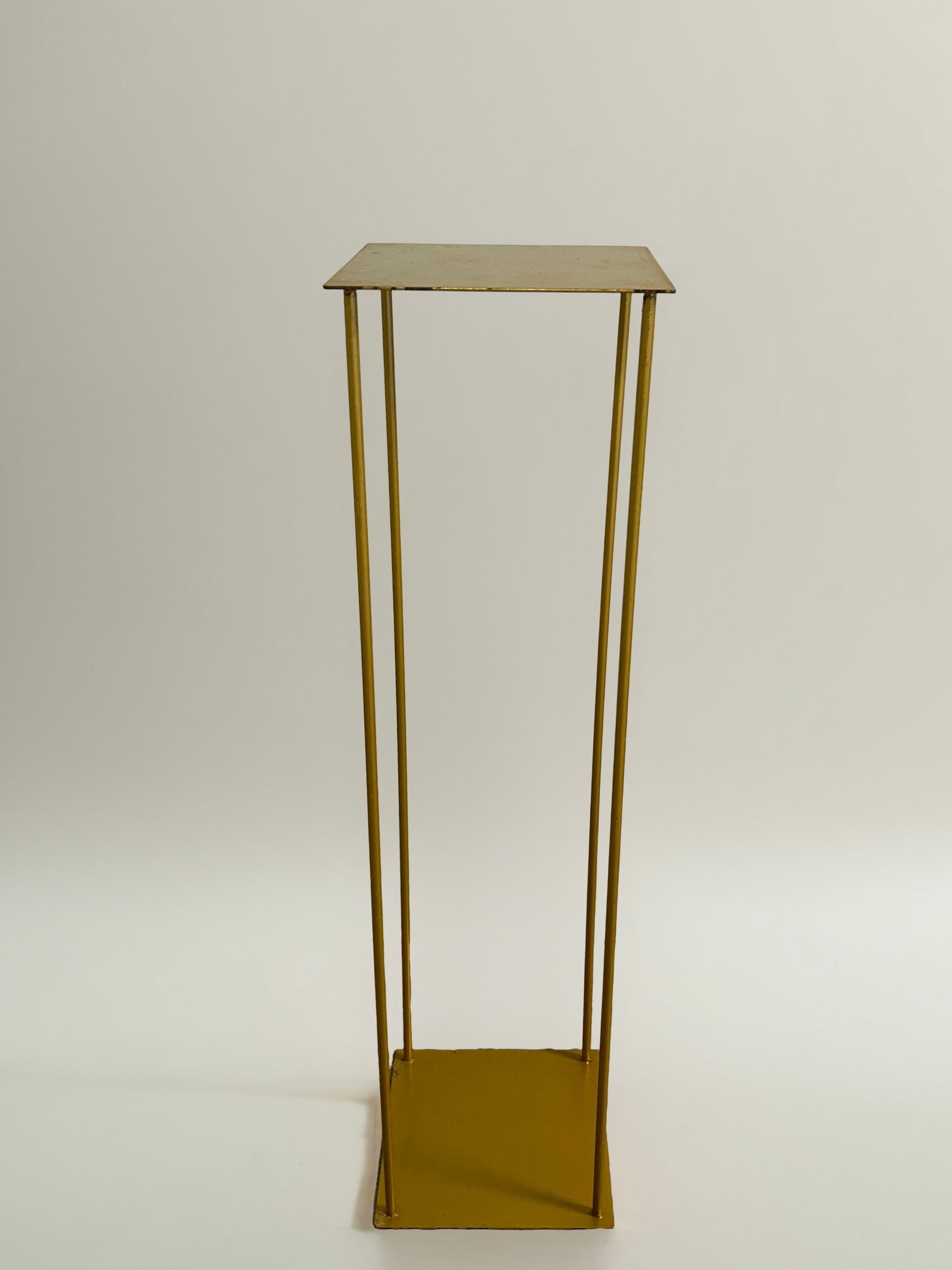 Large Gold Slim Rod Stand – Ottawa Wedding & Event Rentals