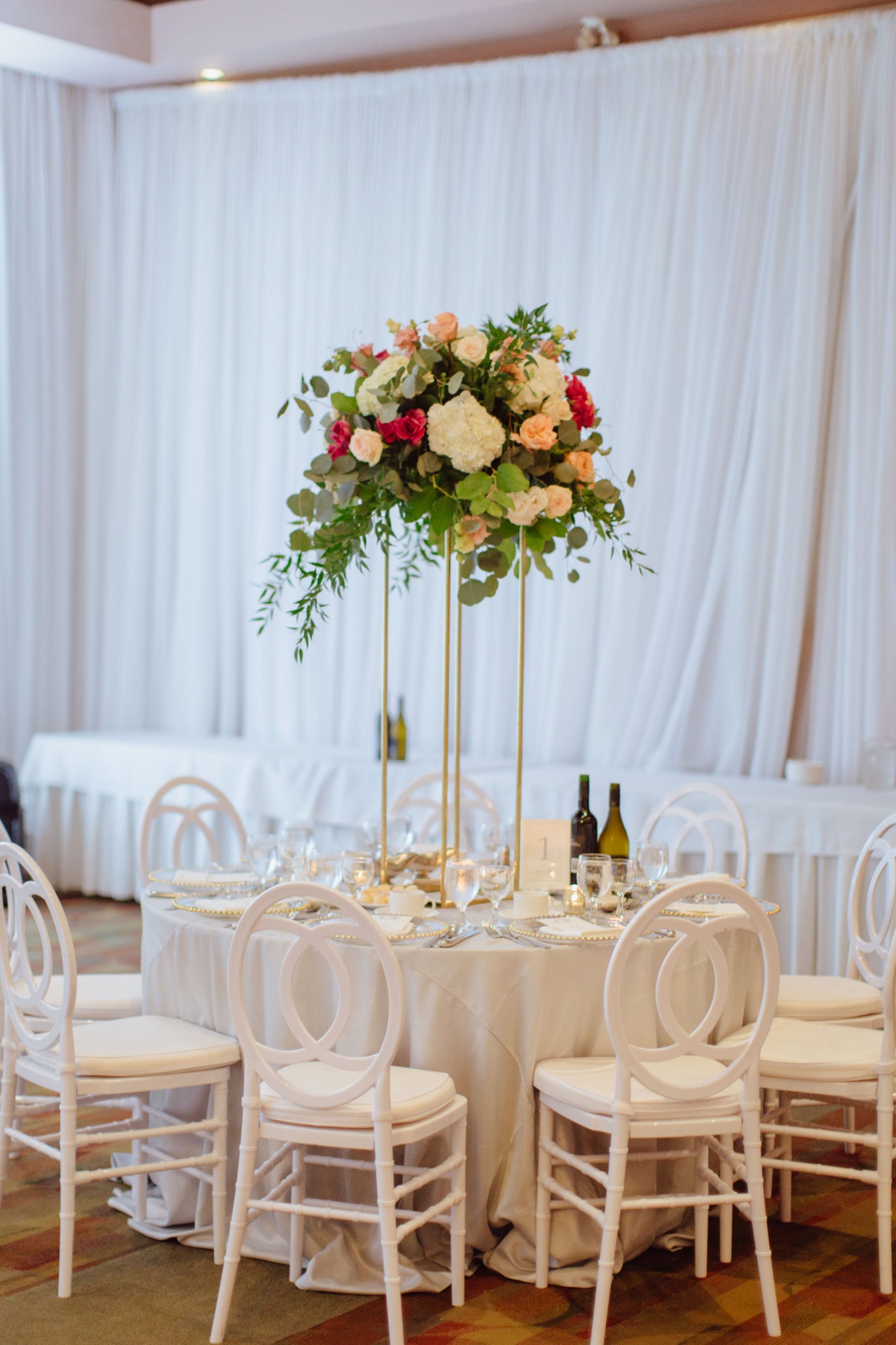 White Infinity Chiavari Chair